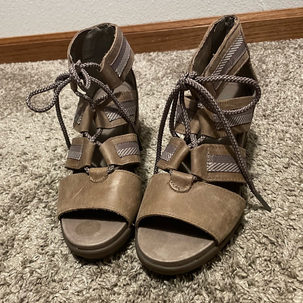 Sorel wedge sandals